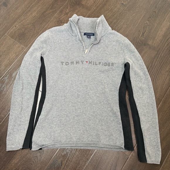 Tommy Hilfiger Two-Tone Gray Women's Turtleneck Sweater Size Small - Picture 3 of 8